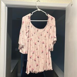 Free people.  Off or on shoulder tunic. Worn just once. Cute with leggingss